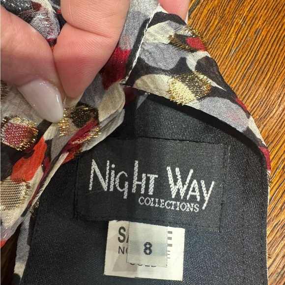 Nightway Y2K Vintage Red Black White Abstract Floral Halter Tie Waist Top 8 - Picture 3 of 7